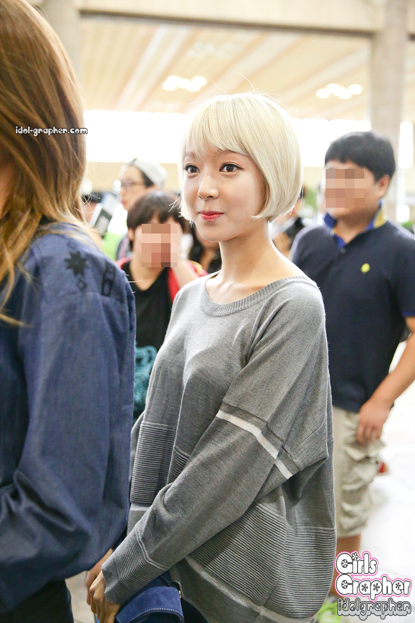 초아(AOA) 직찍 - 140906 김포공항 출국 by Girls Grapher