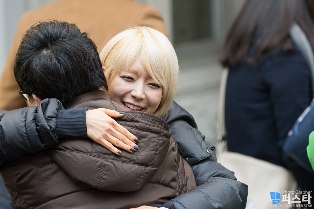 140214 AOA 명동 프리허그 직찍 모음 by 맴퍼스타