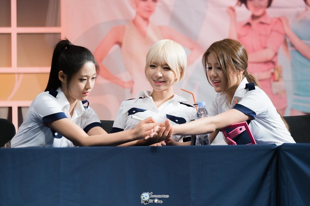 140627 AOA 용산 아이파크몰 팬사인회 직찍 by Qoo