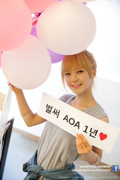 130809 AOA 1주년 기념 파티 사진