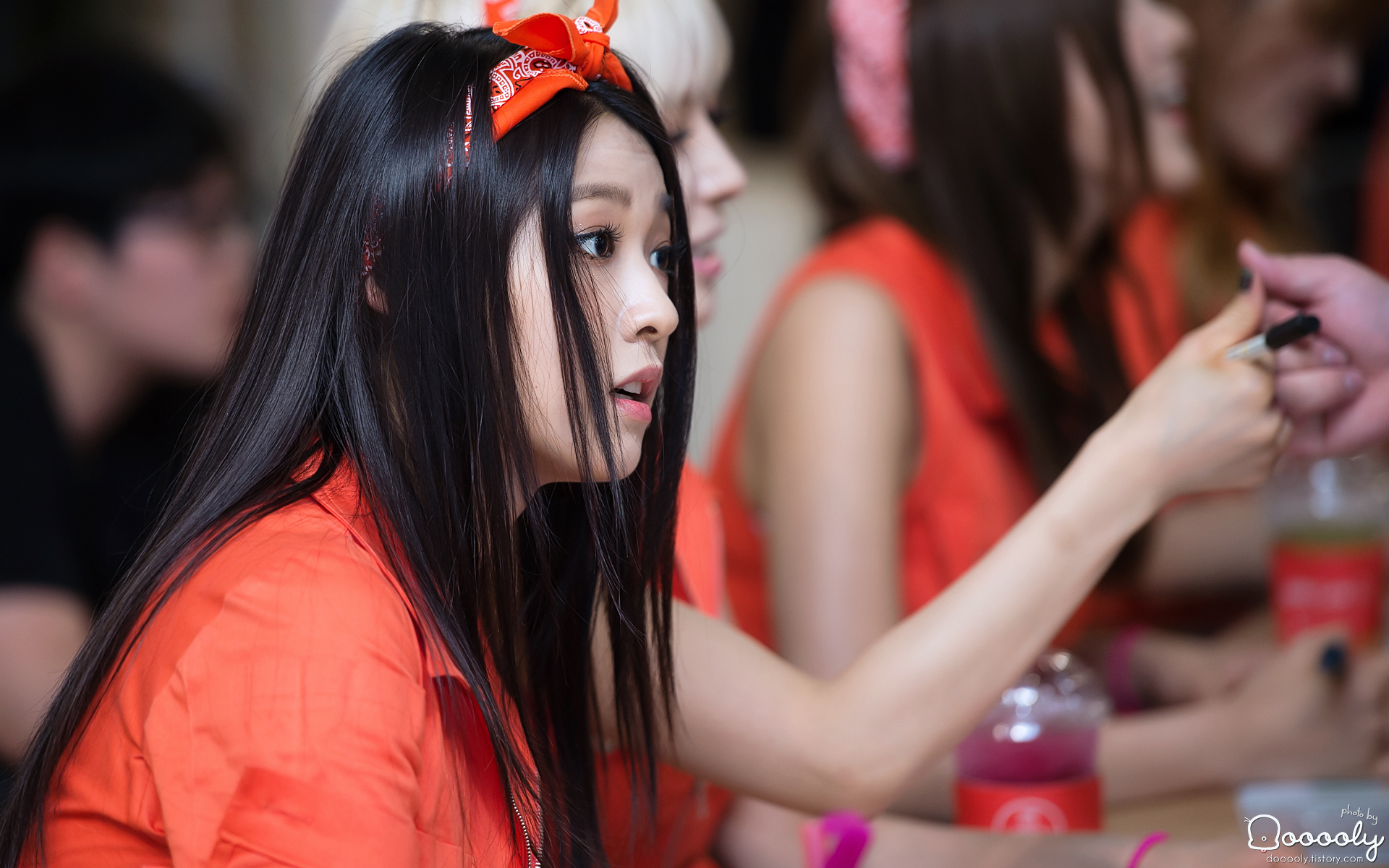 설현(AOA) 직찍 - 김포공항 영풍문고 AOA 팬사인회 by 둘리