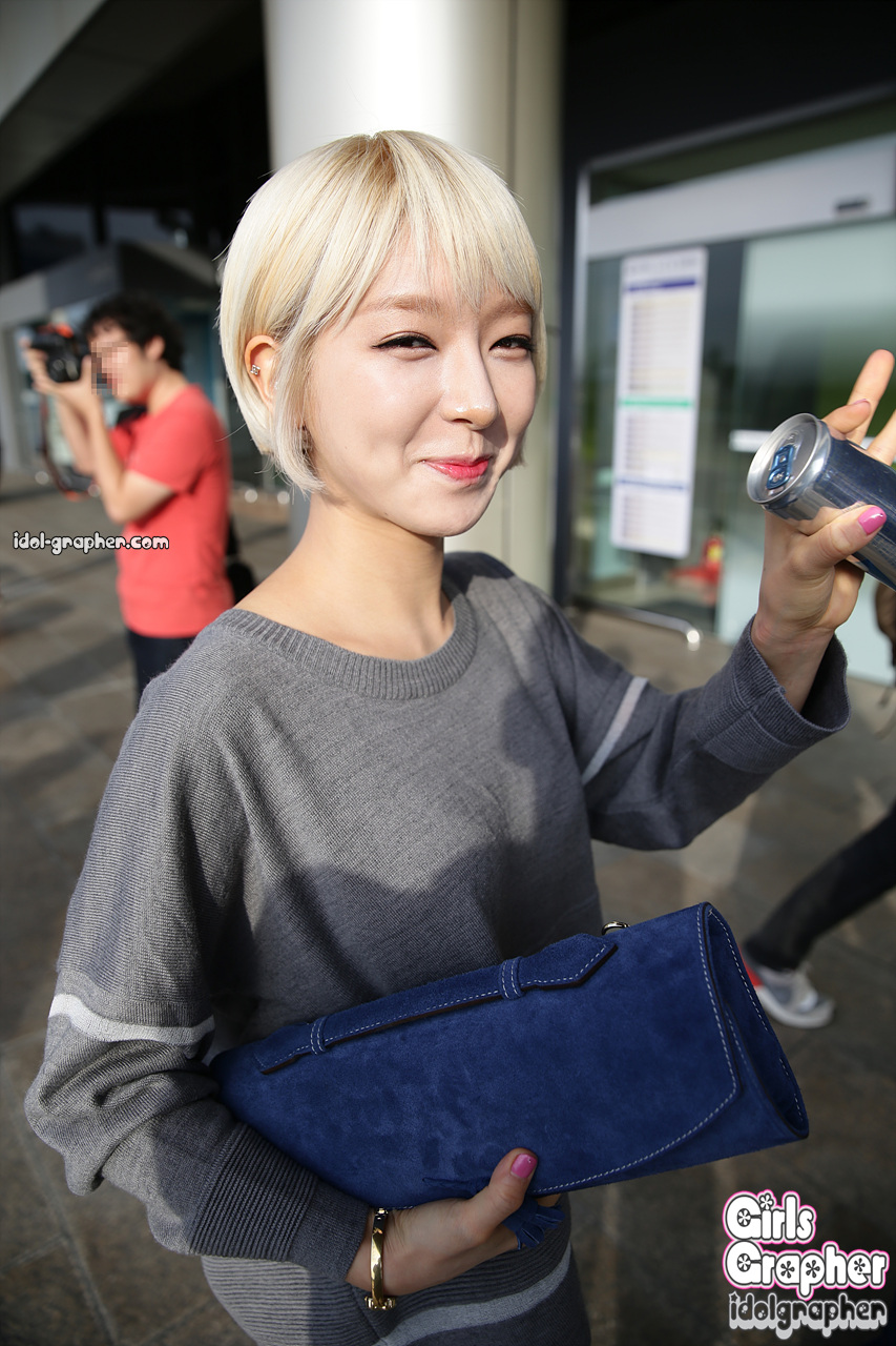 초아(AOA) 직찍 - 140906 김포공항 출국 by Girls Grapher