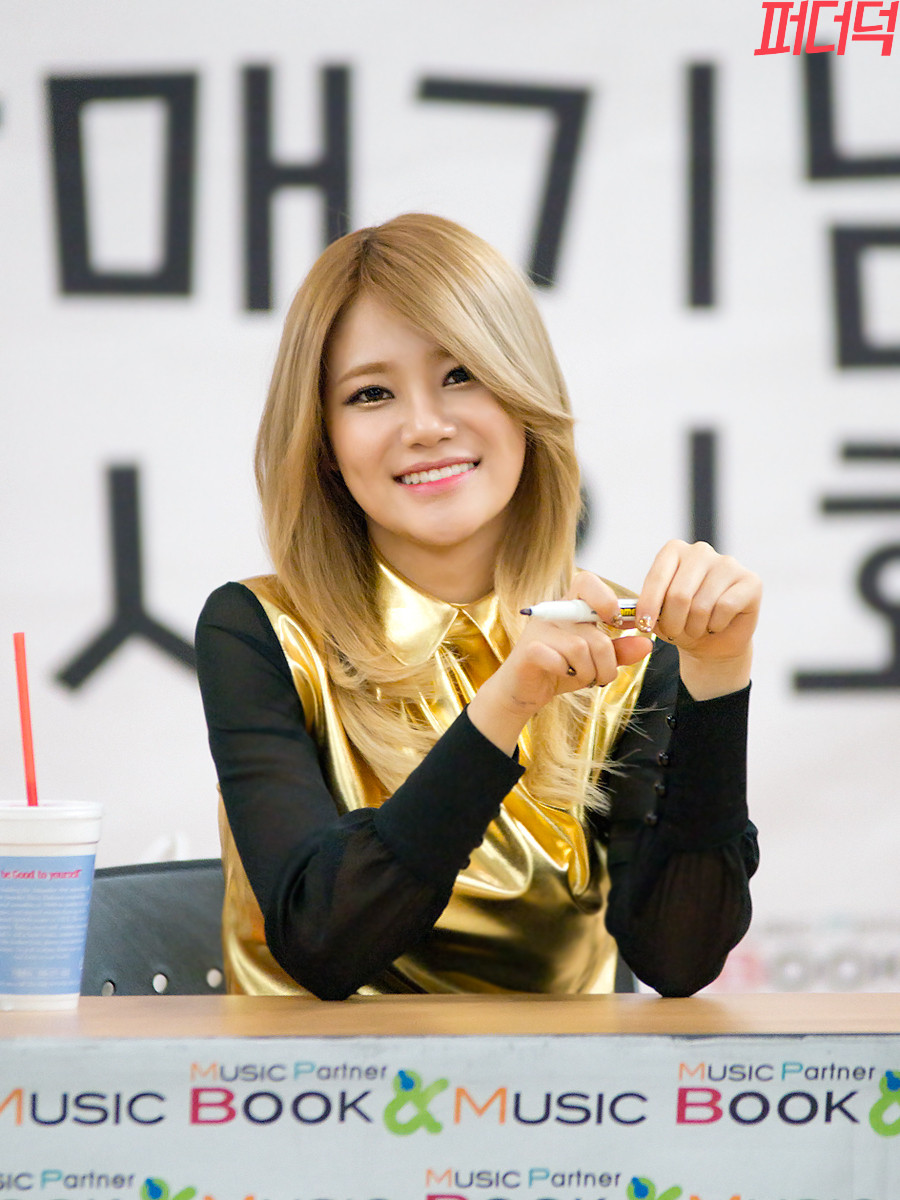 130126 AOA 김포공항 팬사인회 직찍