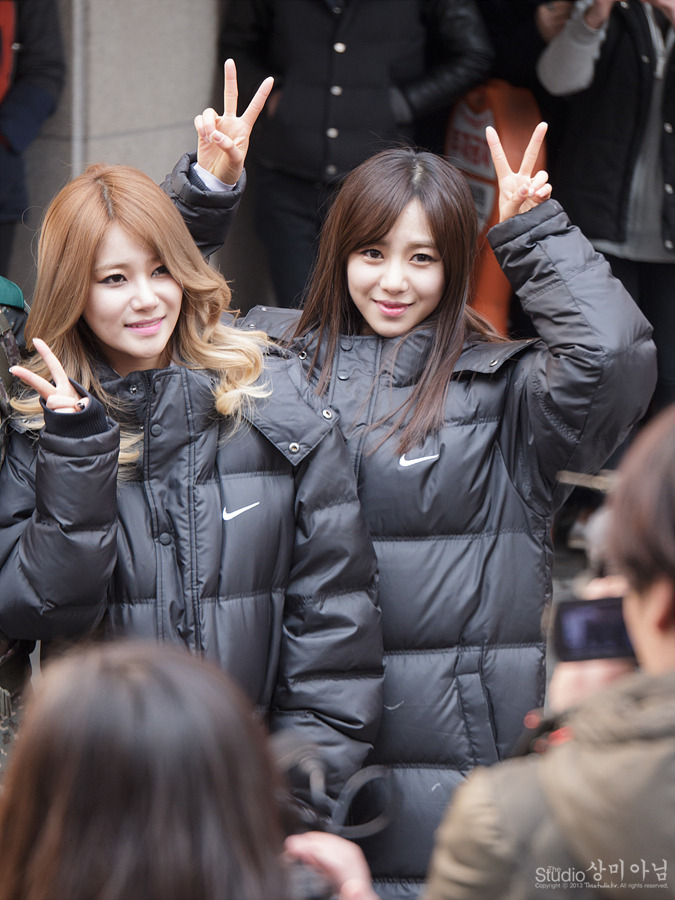 AOA 프리허그 직찍 - 140215 명동 프리허그