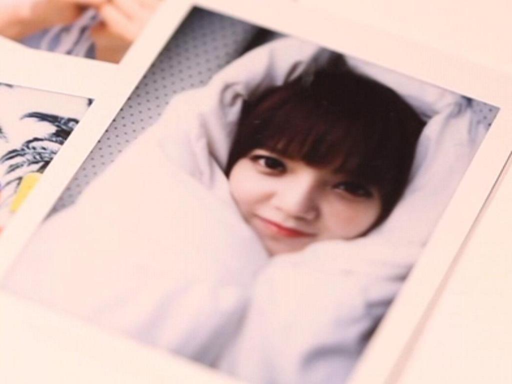AOA 핫썸머 포토북 스캔(?).jpg