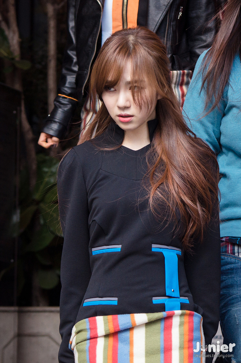 AOA 출퇴근 직찍 - 131118 tvN 청담동111 제작발표회