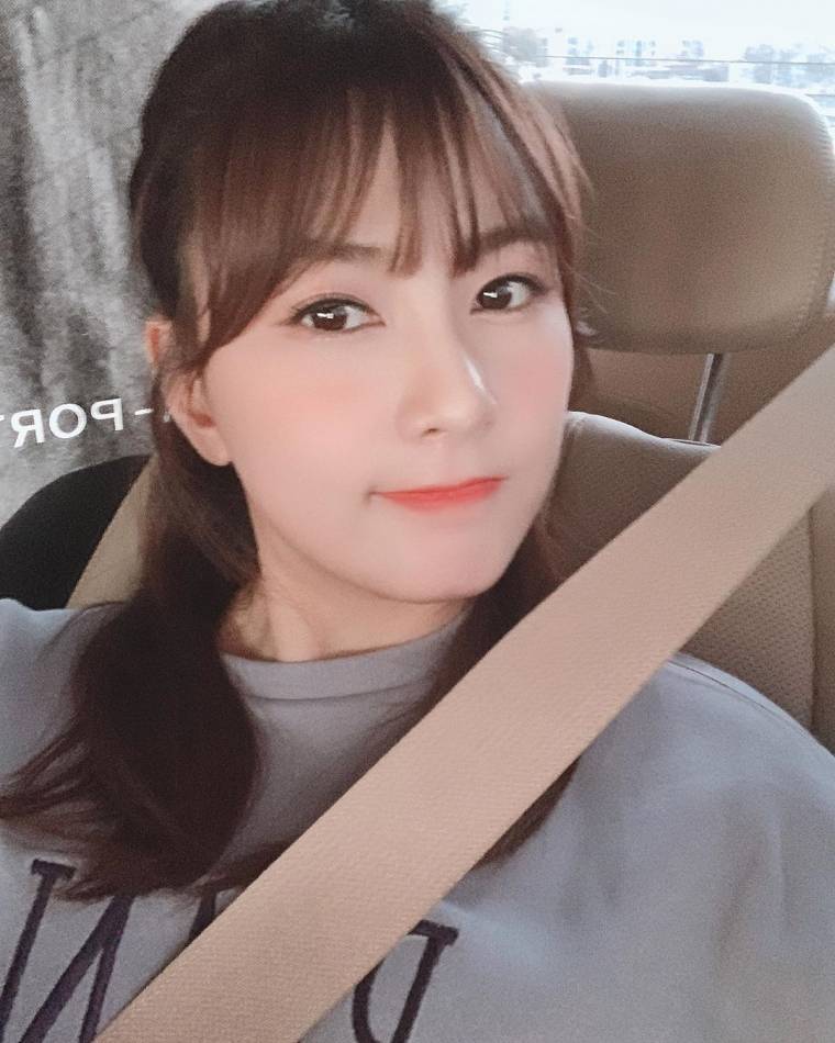 #에이핑크 하영.insta