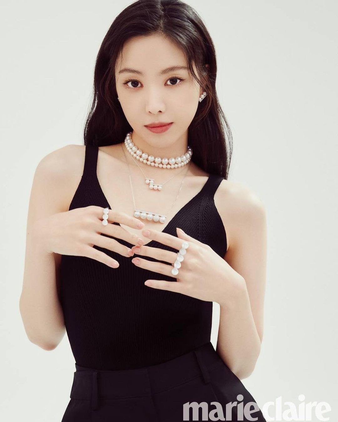 손나은 인스타 업뎃 (feat. 마리끌레르)