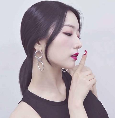 에이핑크 윤보미 옆모습.jpgif