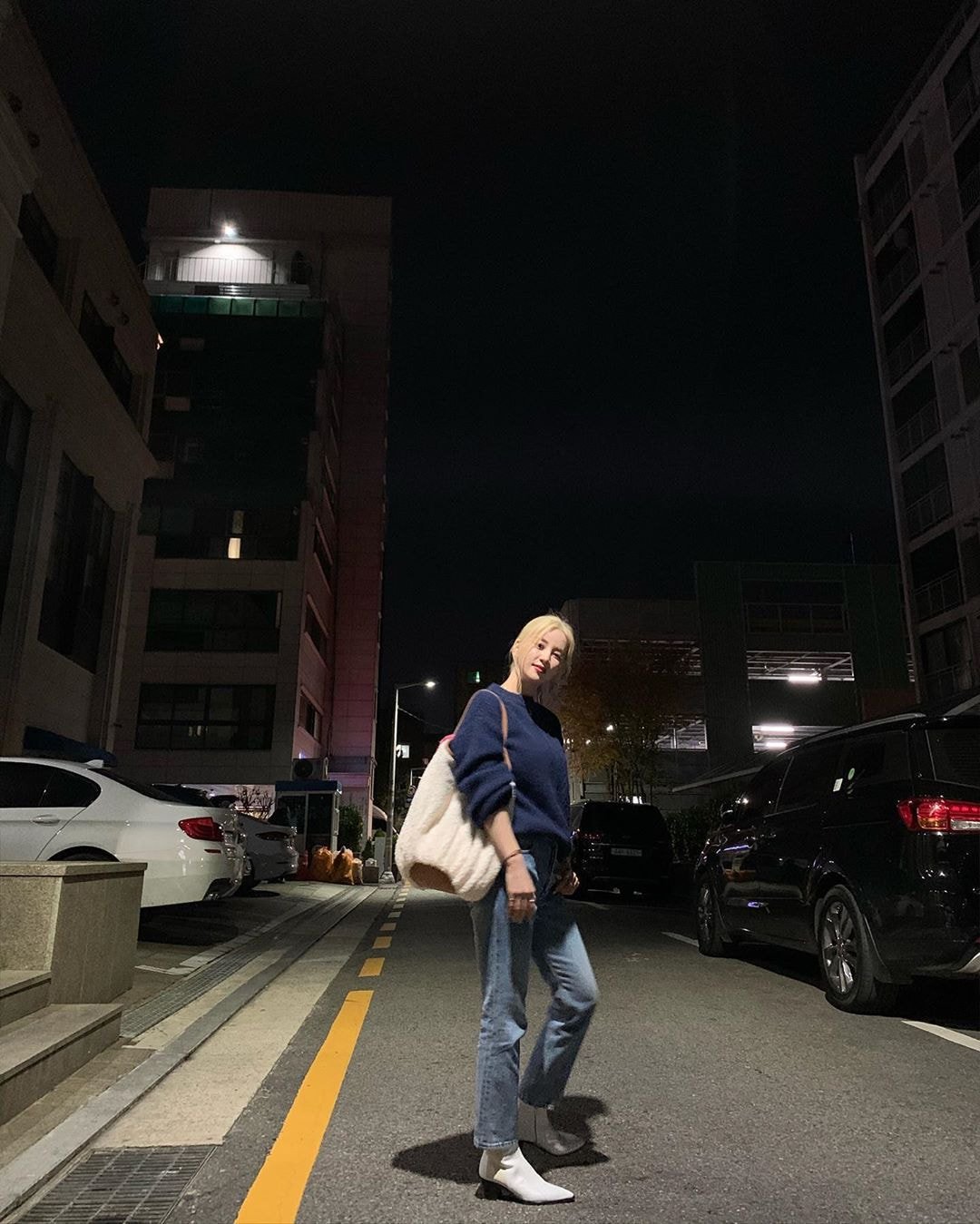 완전 탈색한 에이핑크 박초롱.insta