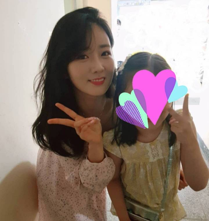 부모님 오픈하는 편의점에서 팬싸한 유투버 (with #에이핑크 #보미)