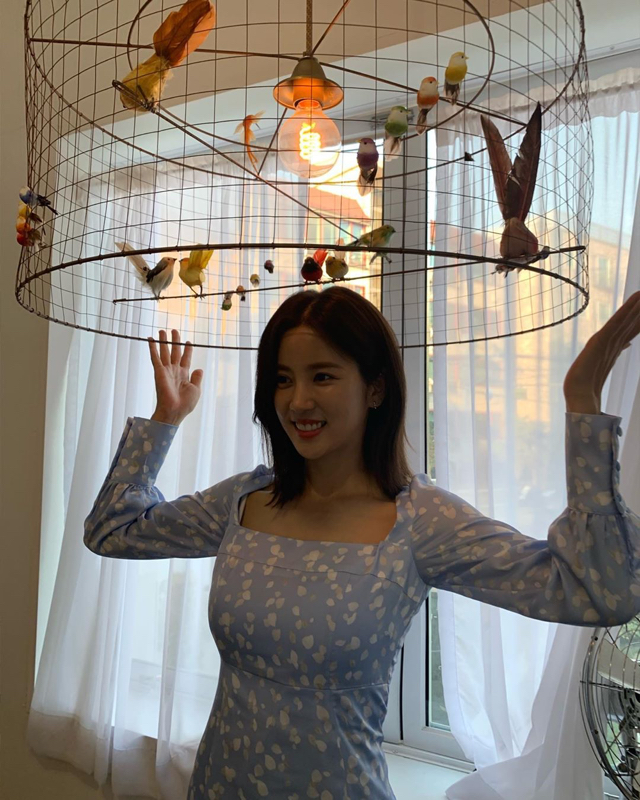 에이핑크 초롱 최근 근황.jpg