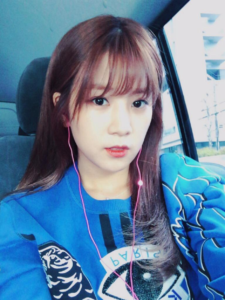 에이핑크(초롱,나은,보미) 트윗 업뎃.jpg