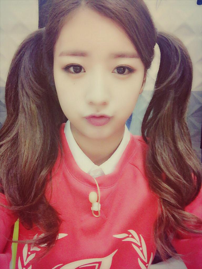 보미(에이핑크) 150331 트윗 - 오랫만에양갈래해따 이제는조금어색하기도해