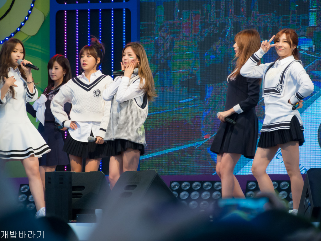 에이핑크(Apink) 직찍 - 141109 기아 소하리 행복충전 음악축제