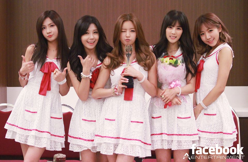 에이핑크 131206 에이큐브 페이스북 사진 업뎃