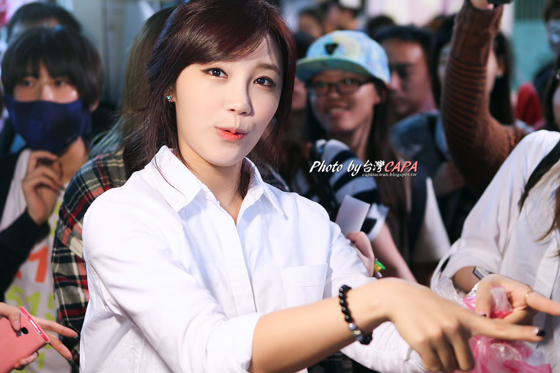 [Part.3] 131020 에이핑크 대만 야시장 나들이 직찍 20P