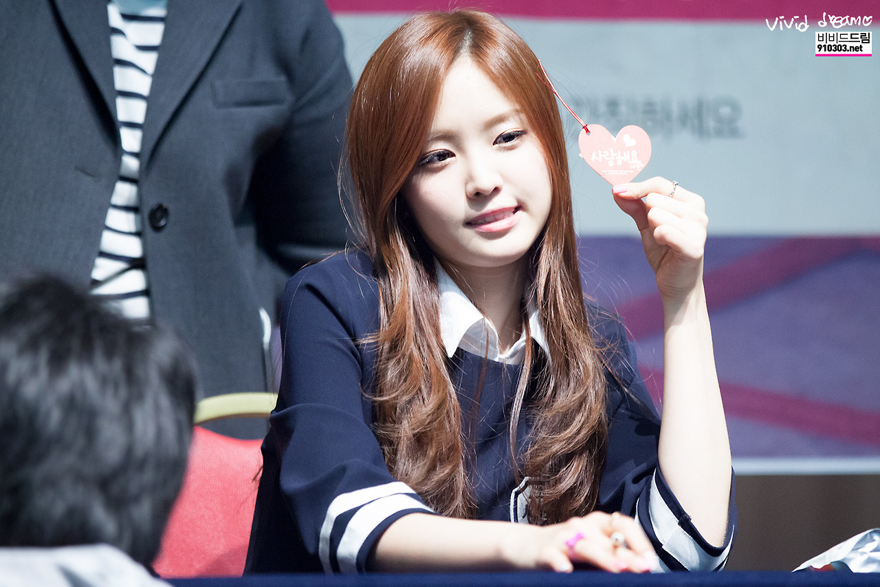 140413 손나은 목동팬사인회 직찍 모음 by EXTRA, 비비드드림