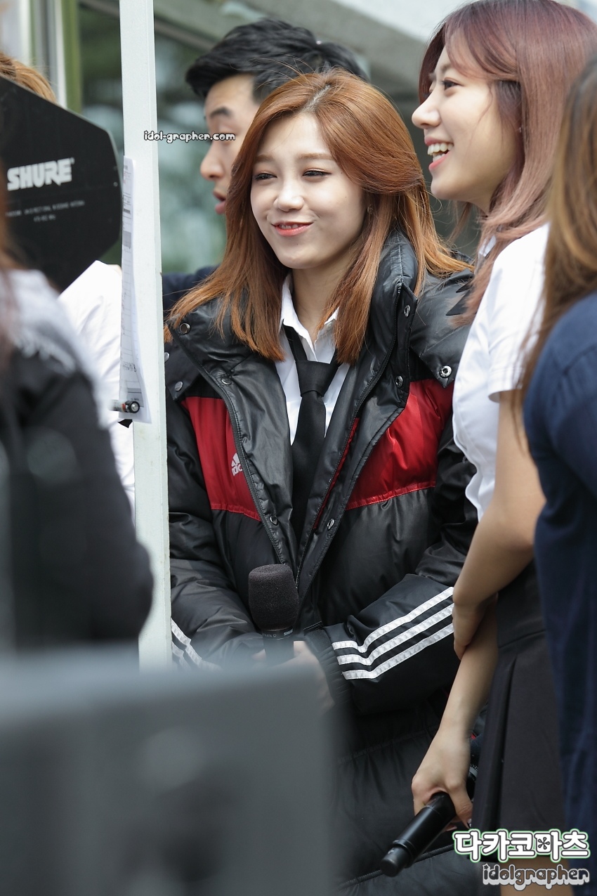 에이핑크 직찍 - 140411 이소라의 가요광장 앞마당 콘서트 by 다카코마츠