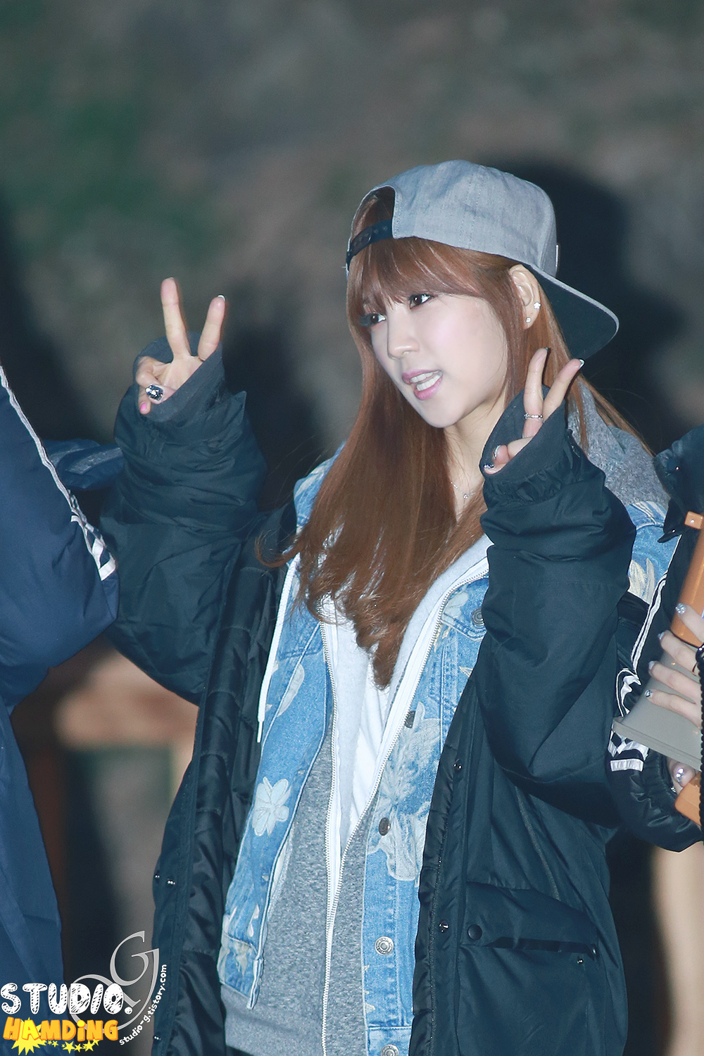 에이핑크 직찍 - 14.04.06 구암공원 인기가요 미니팬미팅 by Hamding
