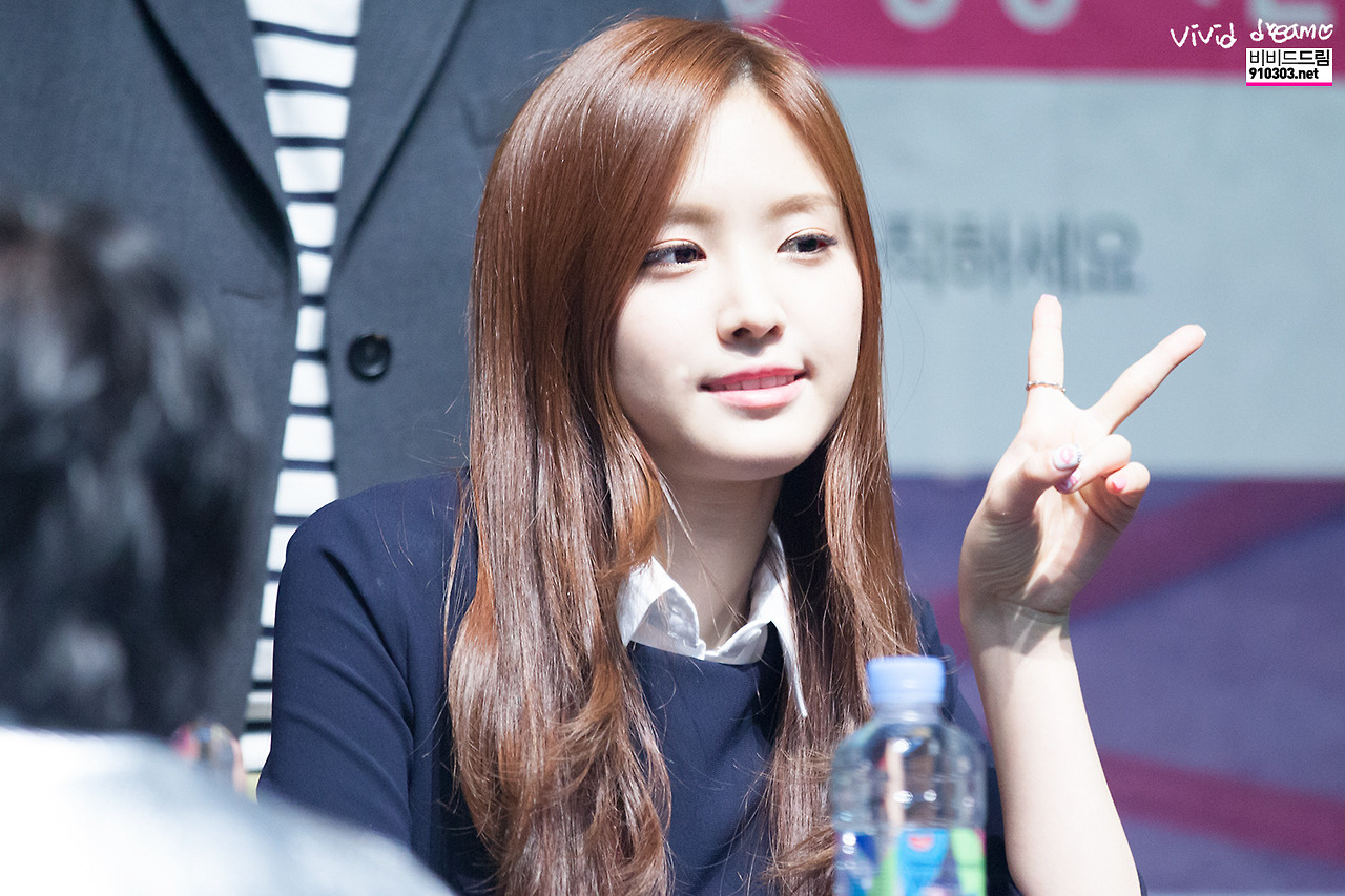 140413 손나은 목동팬사인회 직찍 모음 by EXTRA, 비비드드림