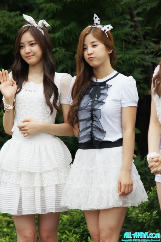 에이핑크 손나은 20인치 허리여신 등극♥