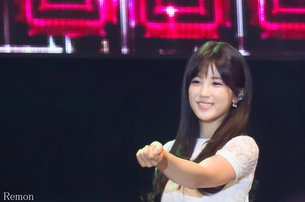 140808 초롱(에이핑크) 화이트콘서트 직찍 by Remon