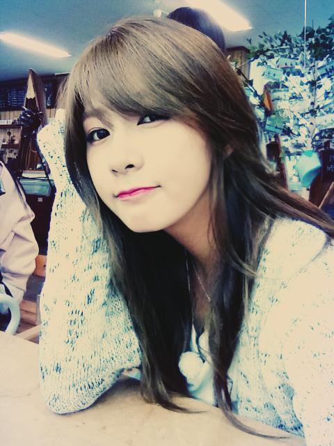 오하영(에이핑크) 트윗 - 내사진도 호로록호로록