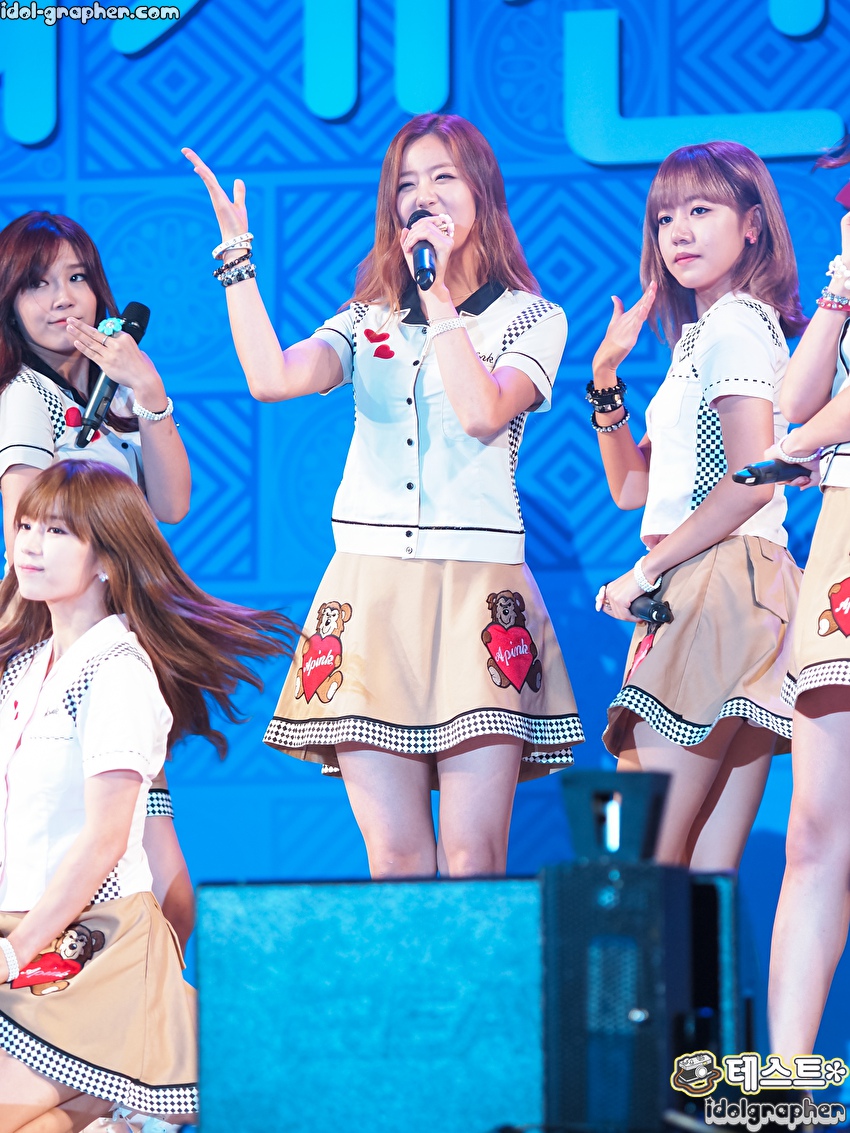 에이핑크 보미 직찍+직캠 - 131001 강화개천대축제 by cameratest