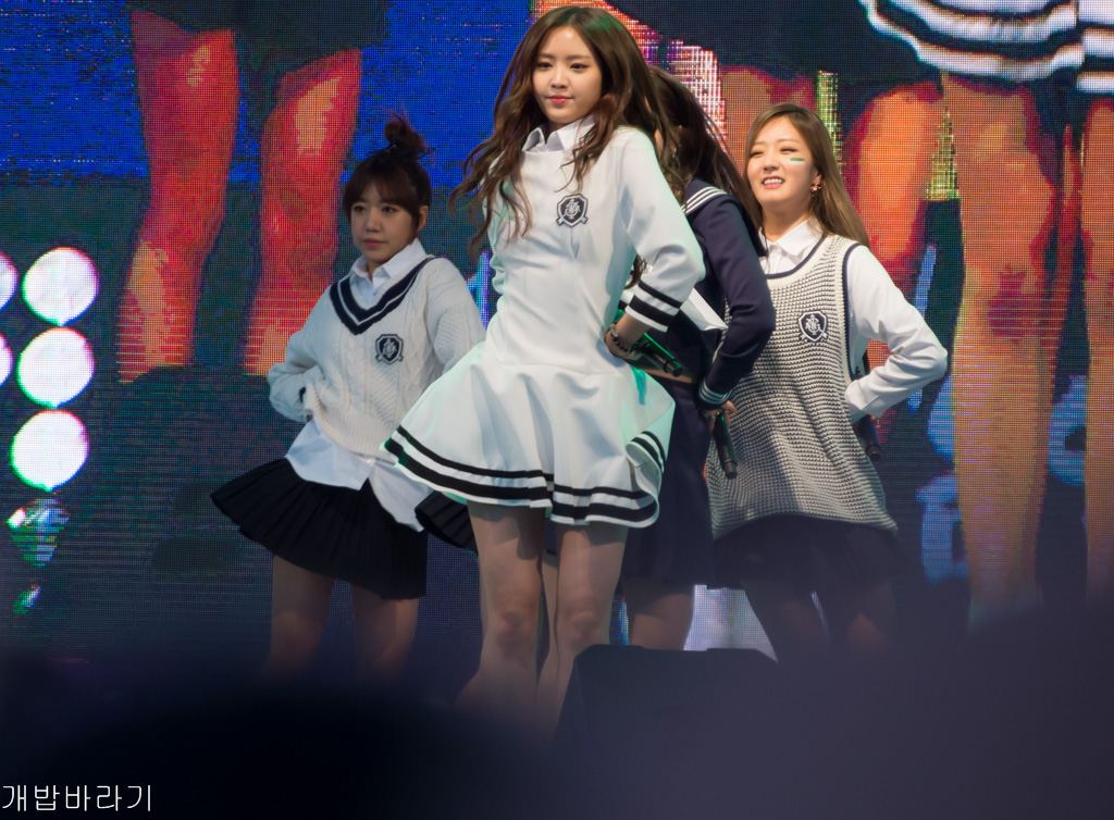 에이핑크(Apink) 직찍 - 141109 기아 소하리 행복충전 음악축제