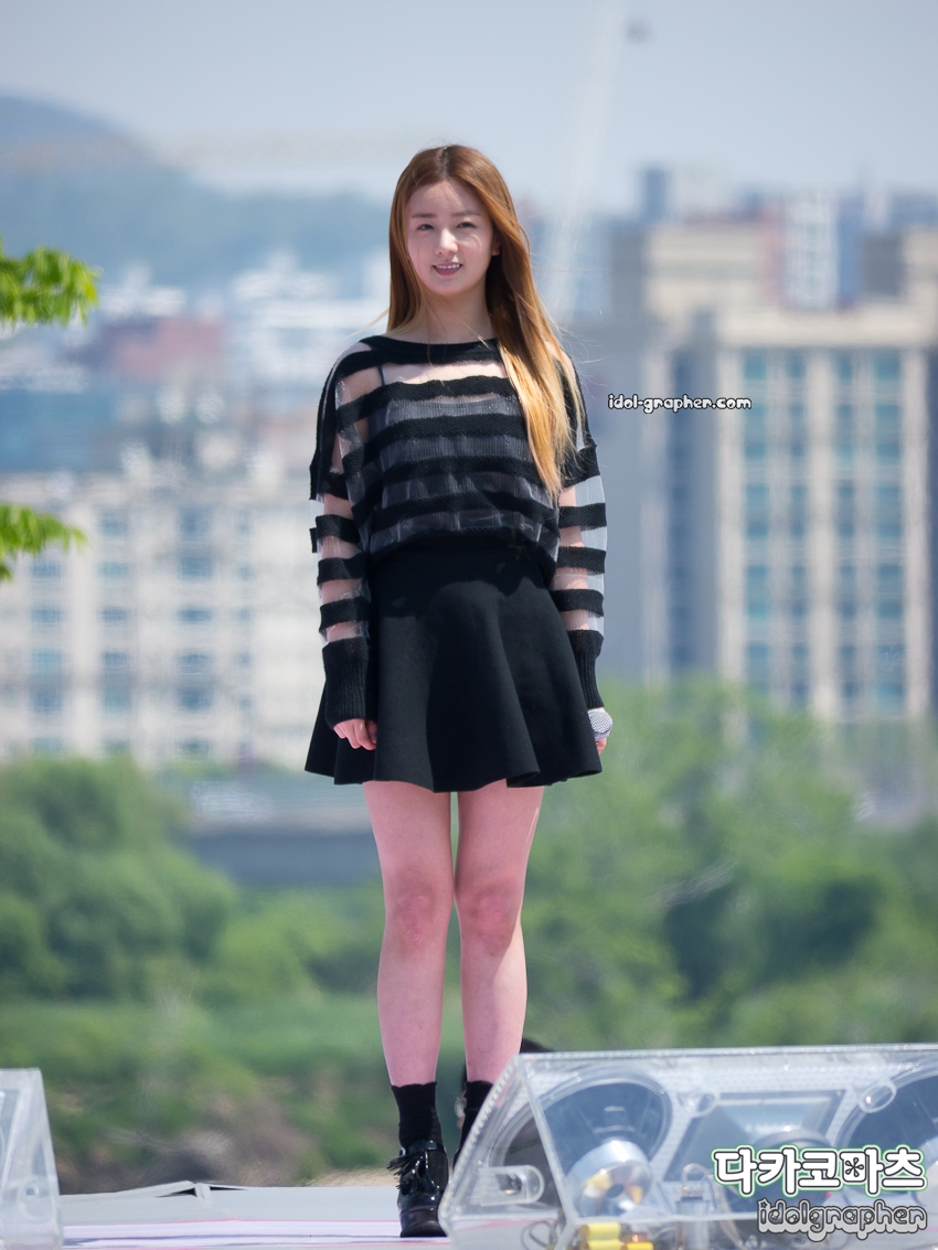 에이핑크 직찍 - 140505 MBC 어린이에게 새생명을 by 다카코마츠