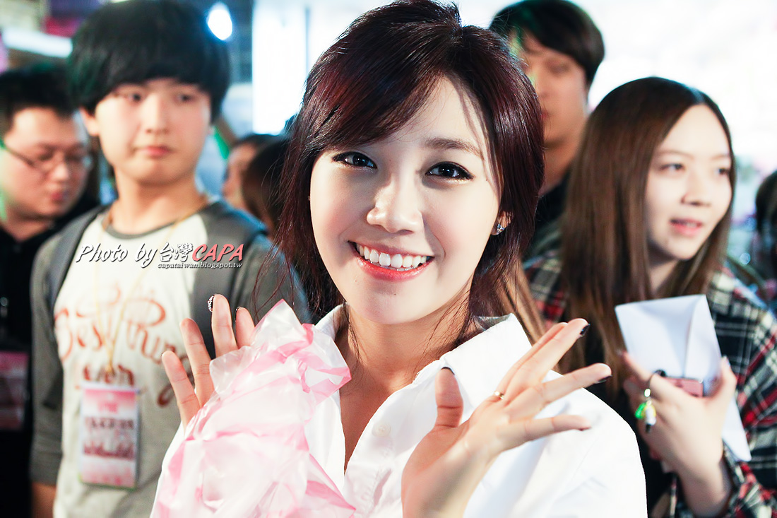 [Part.4] 131020 에이핑크 대만 야시장 나들이 직찍 20P