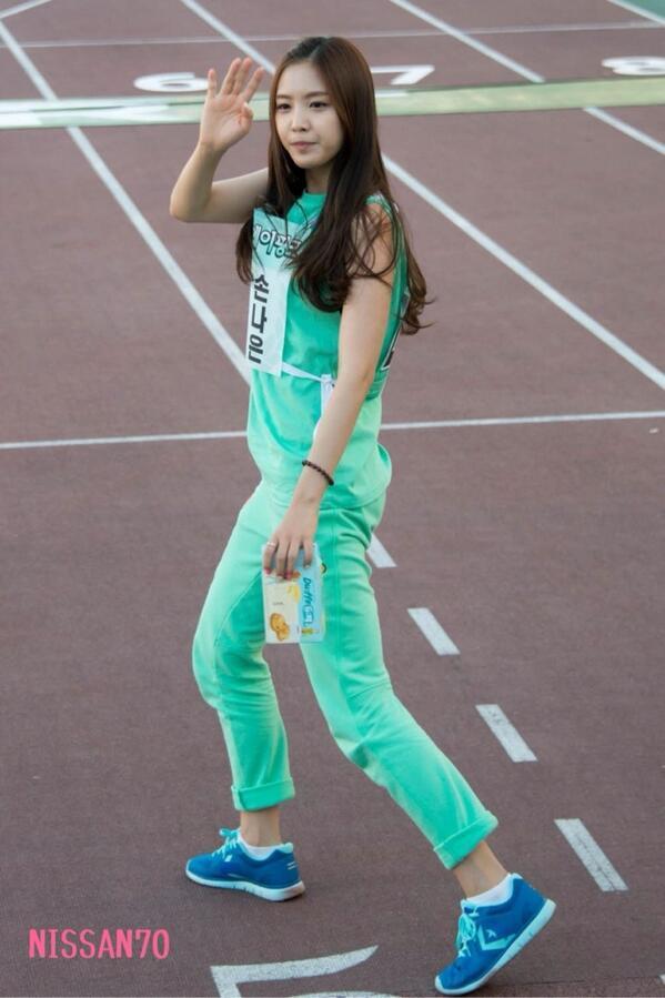 손나은 아육대 직찍 모음.jpg