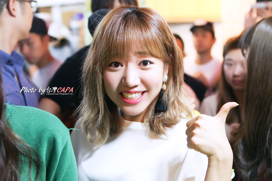 131019 에이핑크 대만 야시장 나들이 직찍 Part.4 (17pics)