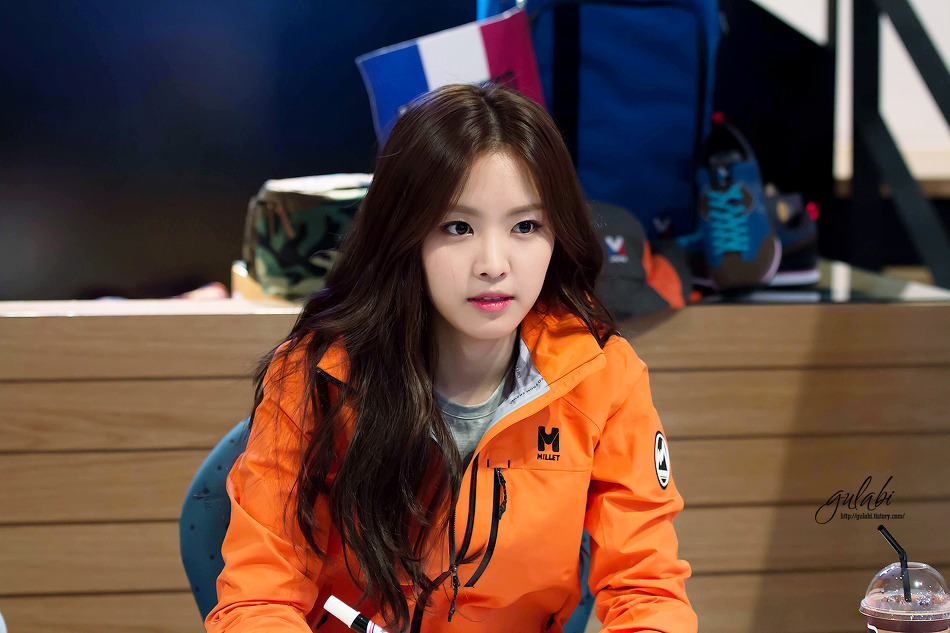 140822 손나은(에이핑크) 대전 m-limited 팬사인회 직찍 by gulabi