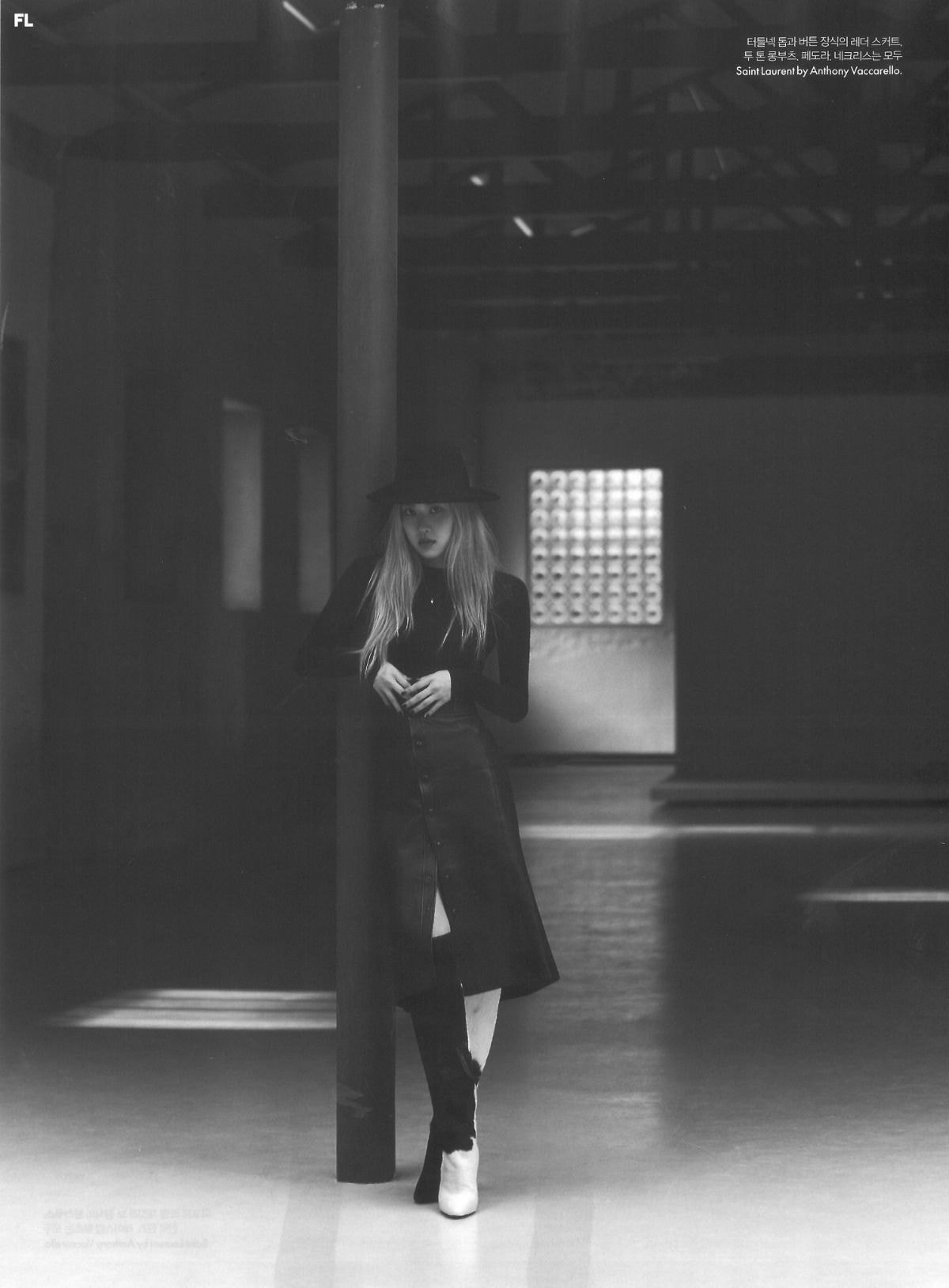 분위기가 ㄷㄷㄷㄷ #블랙핑크 로제 생로랑 새 화보