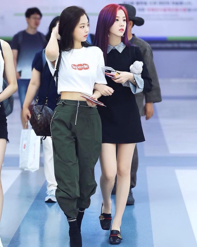 크롭티 제일 잘 소화하는 연예인 #블랙핑크