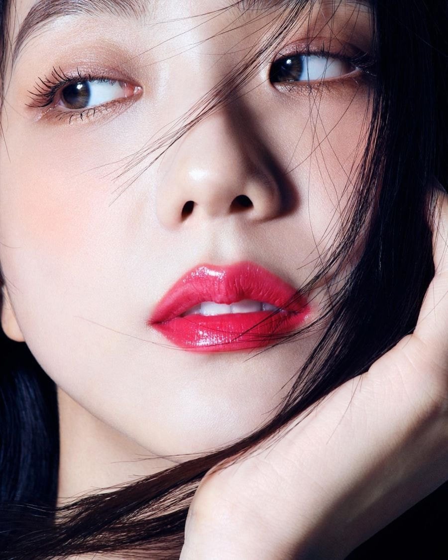 보그코리아 인스타에 올라온 #블랙핑크 지수 얼빡샷