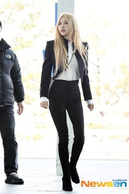 생로랑 패션쇼 출국하는 #블랙핑크 #로제