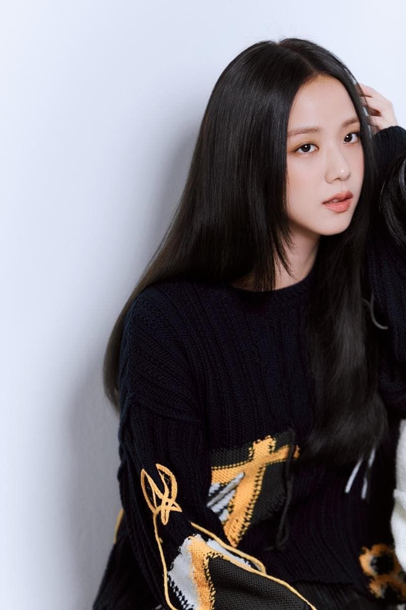 블랙핑크 지수 하퍼스바자 12월호 비하인드컷