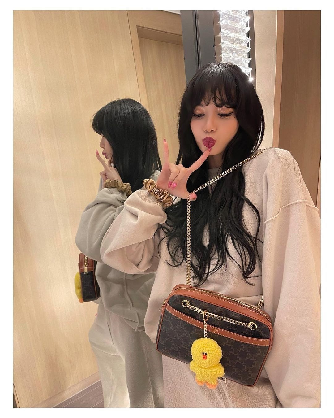 블랙핑크 리사 인스타 업뎃