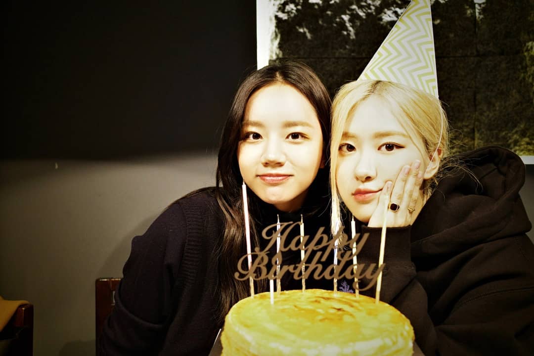 혜리 & 로제 (#블랙핑크).insta
