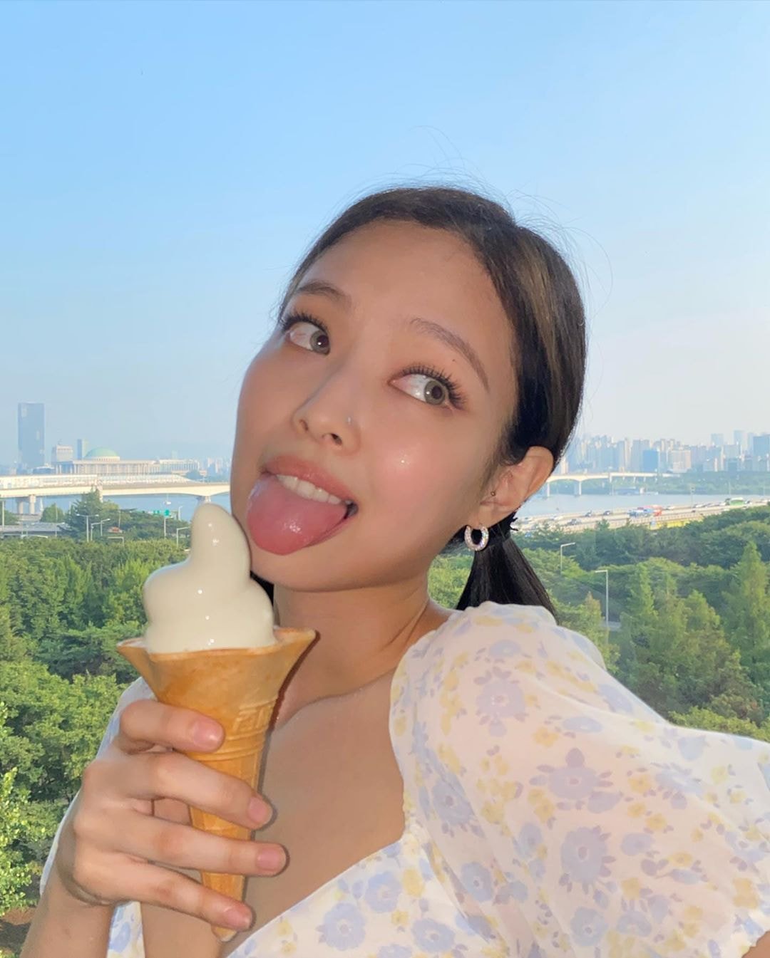 오늘자 블랙핑크 제니.insta