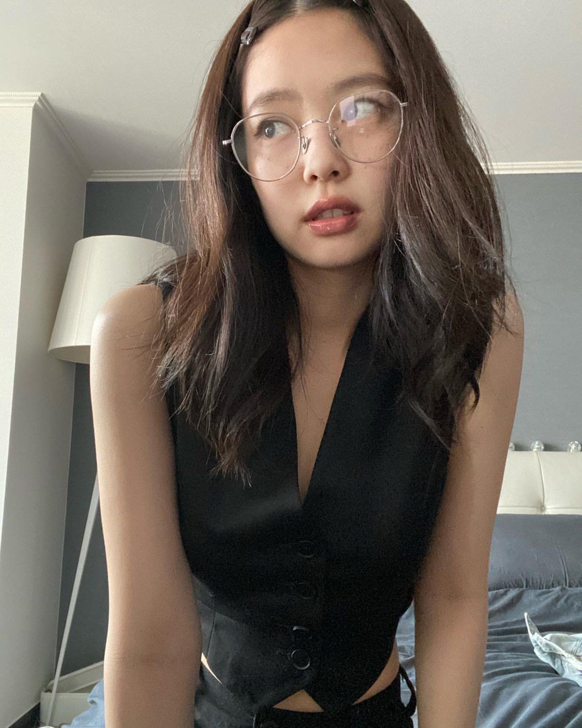 [스압] #블랙핑크 #제니, 자기가 집에서 셀프화보 찍었다면서 올려준 사진들