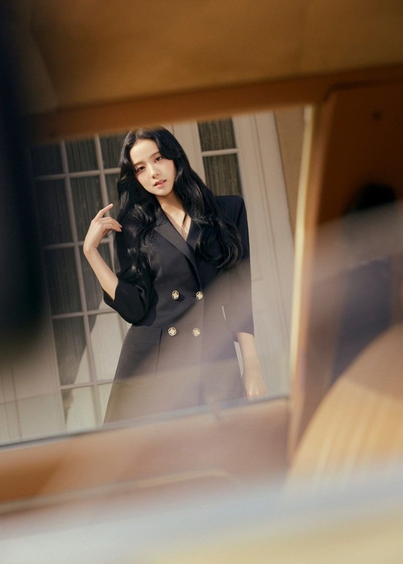 포러데이미샤 X 블랙핑크 지수