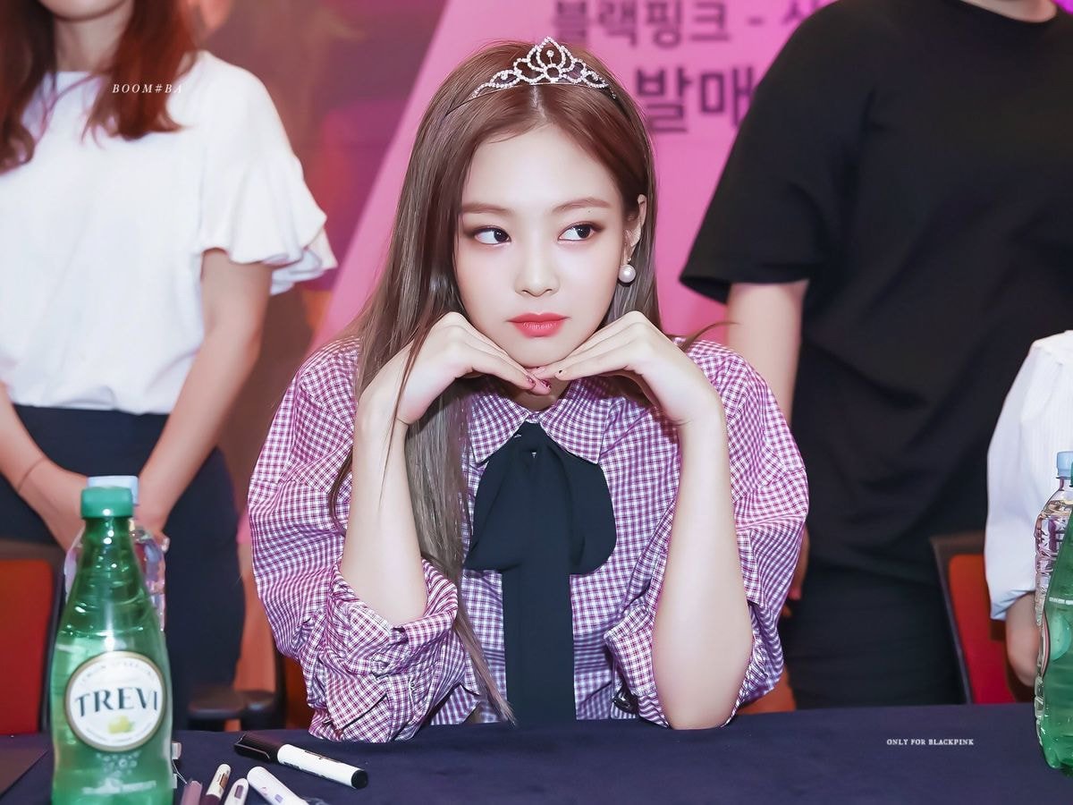 오늘 생일인 #블랙핑크 제니?❤??