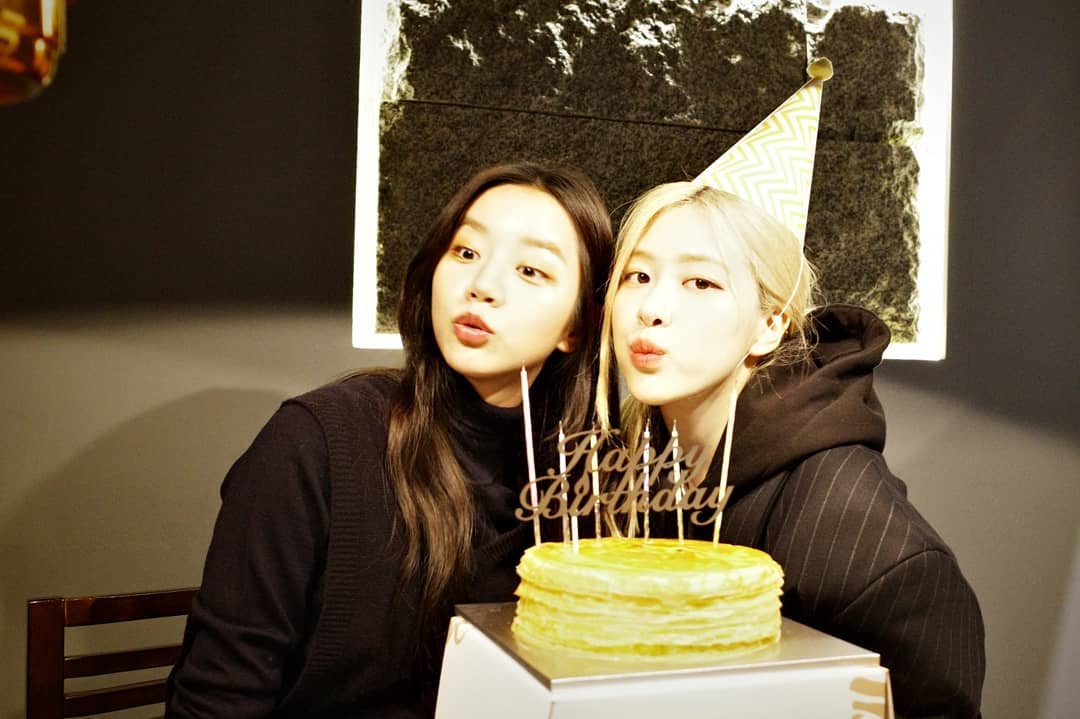 혜리 & 로제 (#블랙핑크).insta