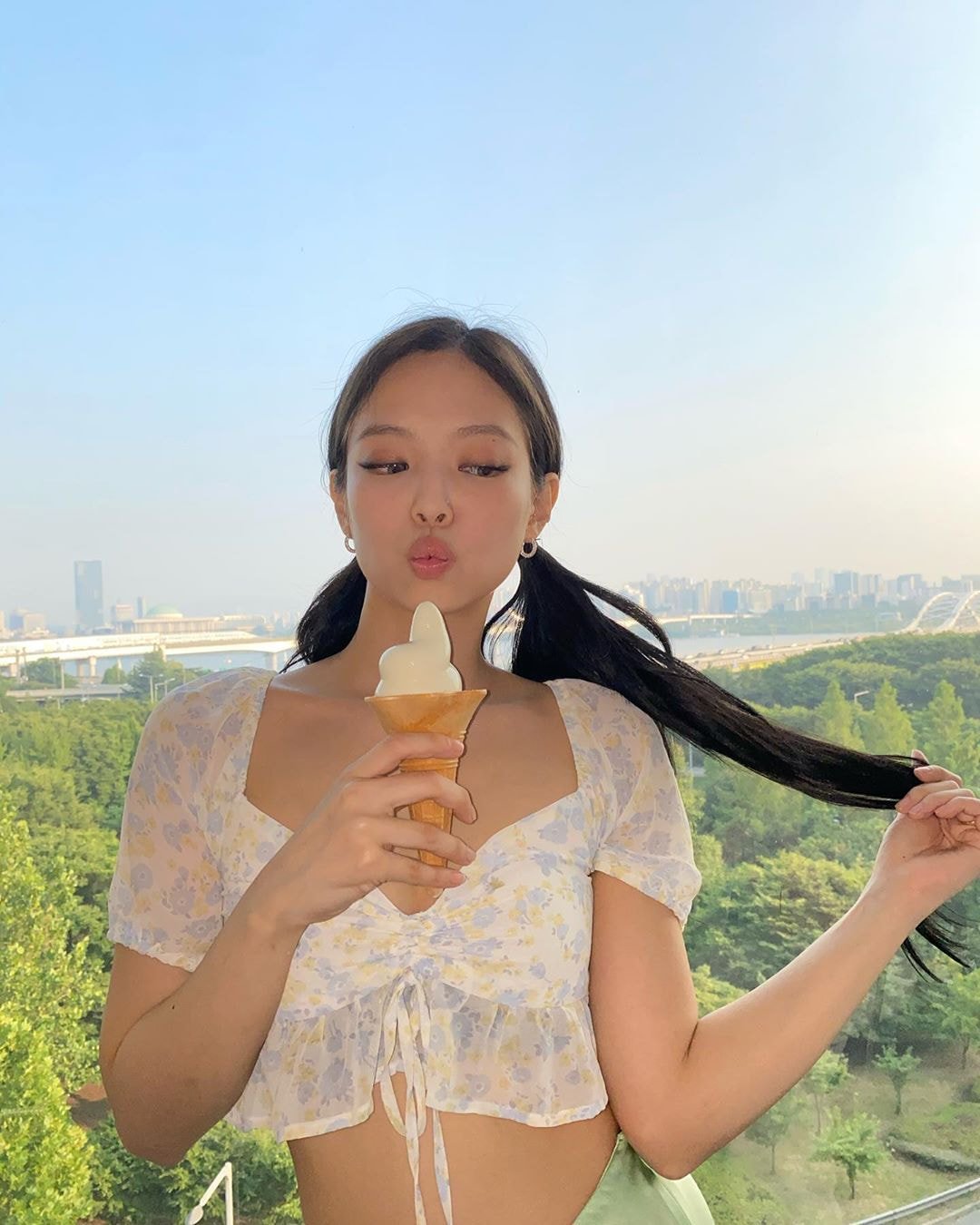 오늘자 블랙핑크 제니.insta