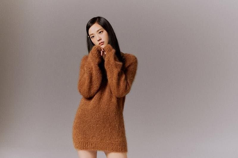 블랙핑크 지수 하퍼스바자 12월호 비하인드컷