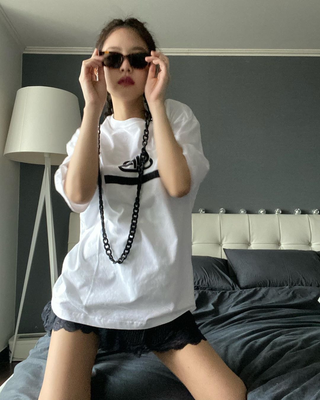 [스압] #블랙핑크 #제니, 자기가 집에서 셀프화보 찍었다면서 올려준 사진들
